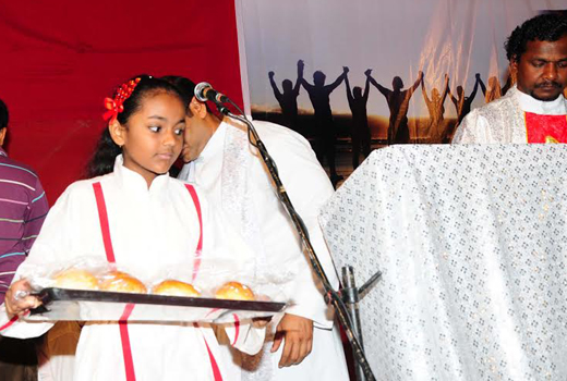 Christians mark Maundy Thursday in twin districts in solemnity 1